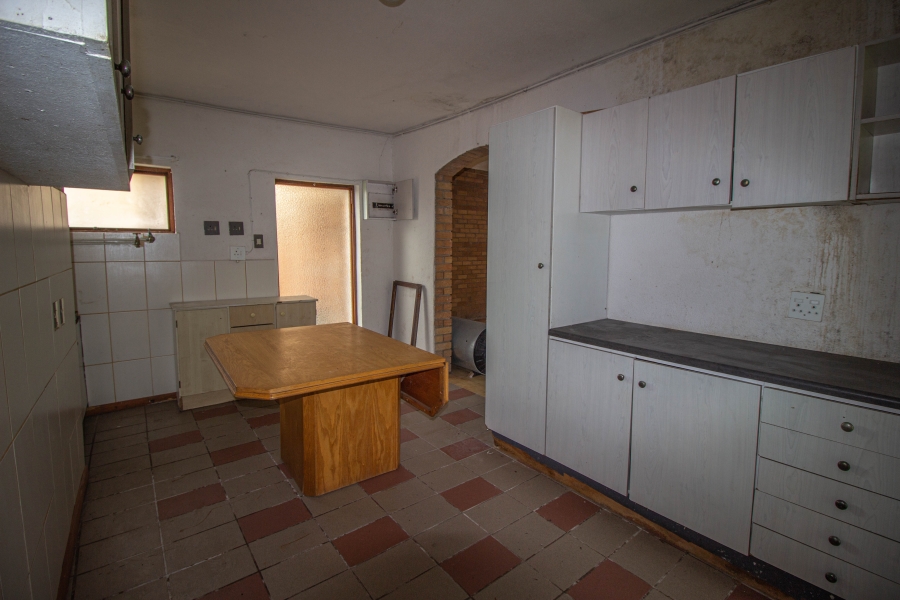 4 Bedroom Property for Sale in Kleinbaai Western Cape